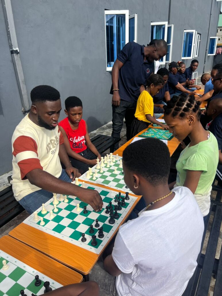 whatsapp image 2025 10 18 at 21.14.11